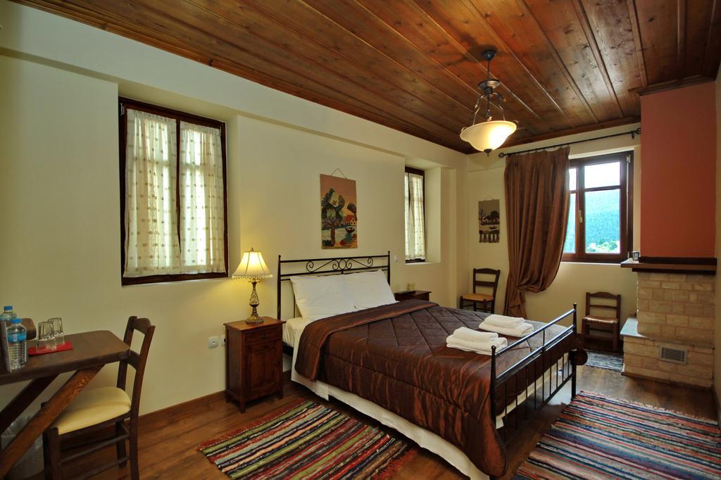 Hotel Thea Valtessinikou Pokoj fotografie